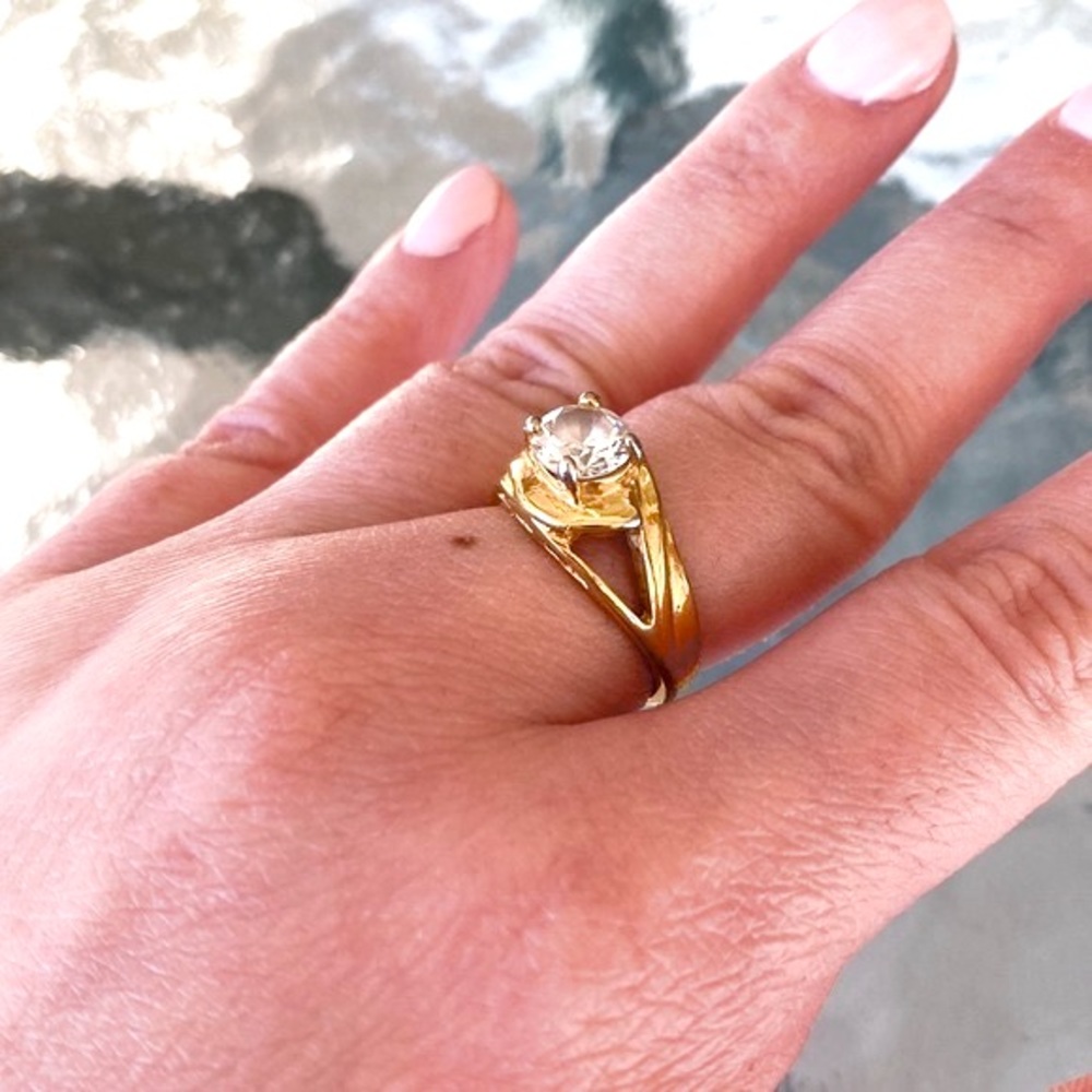 Gold Tone Round Cut Crystal Ring, Size 8 - Picture 5 of 15